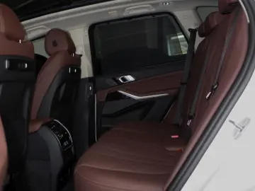 BMW X5 xDr 30d Dach AHK  Luftfederung  NP 112.940