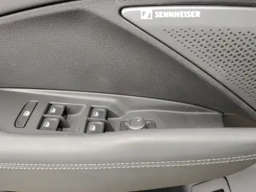 CUPRA Terramar 2.0 TSI 195 kW 4Drive VZ - Panoramadach