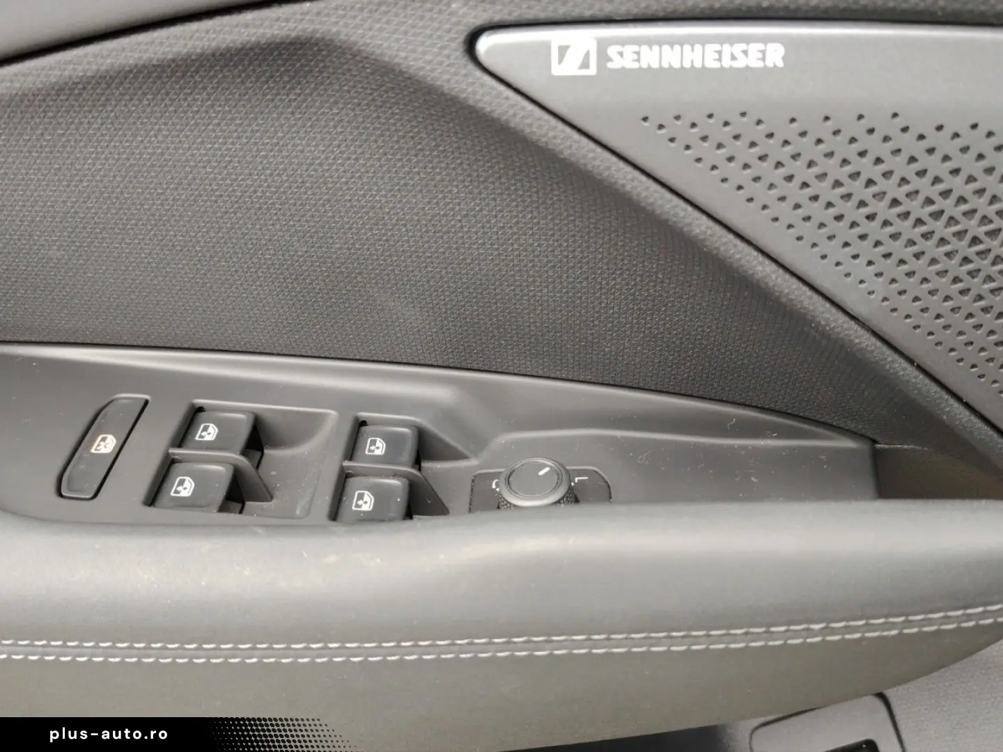 CUPRA Terramar 2.0 TSI 195 kW 4Drive VZ - Panoramadach