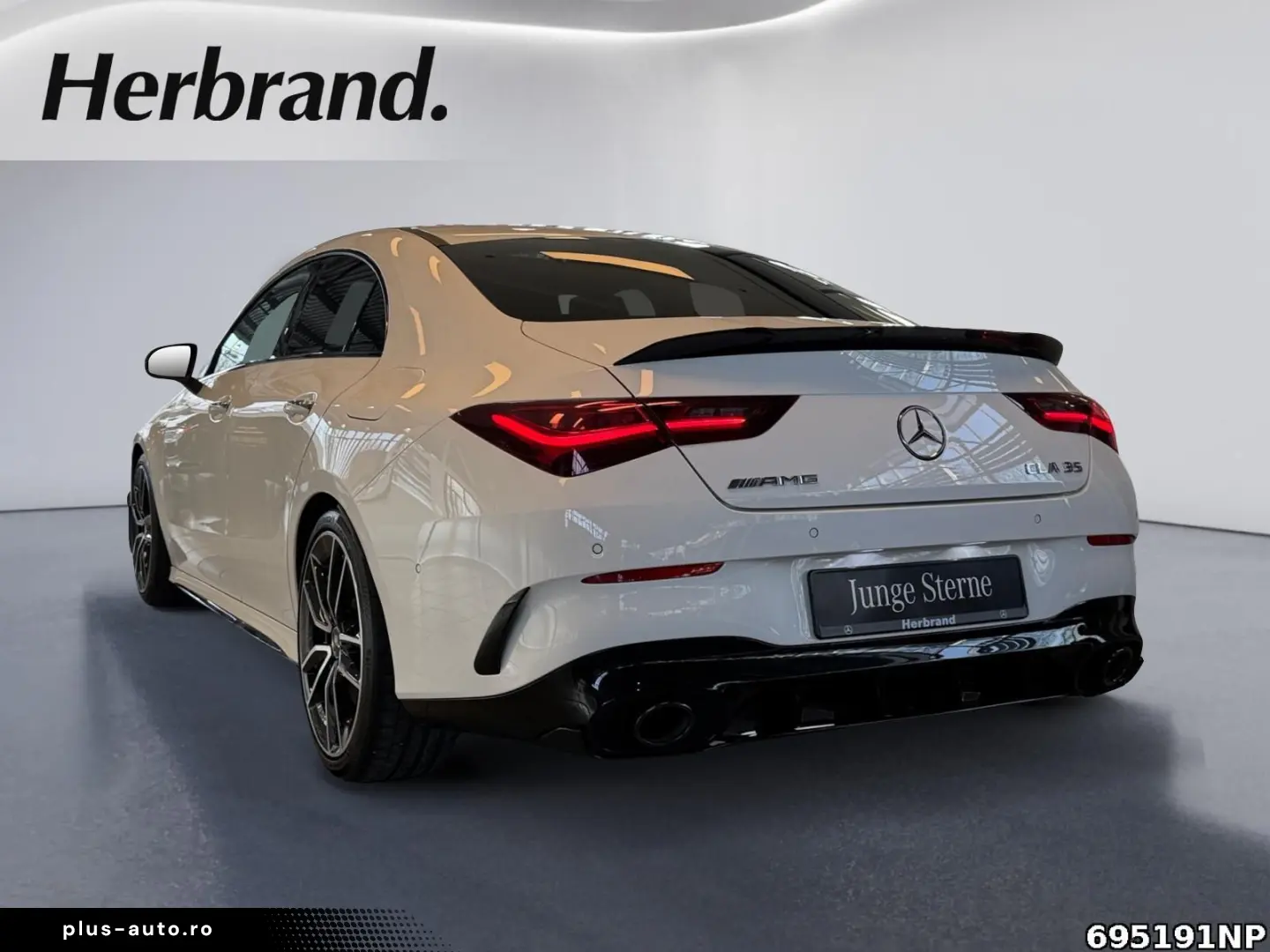 MERCEDES-BENZ CLA 35 AMG 4M  Night Pano BURMESTER