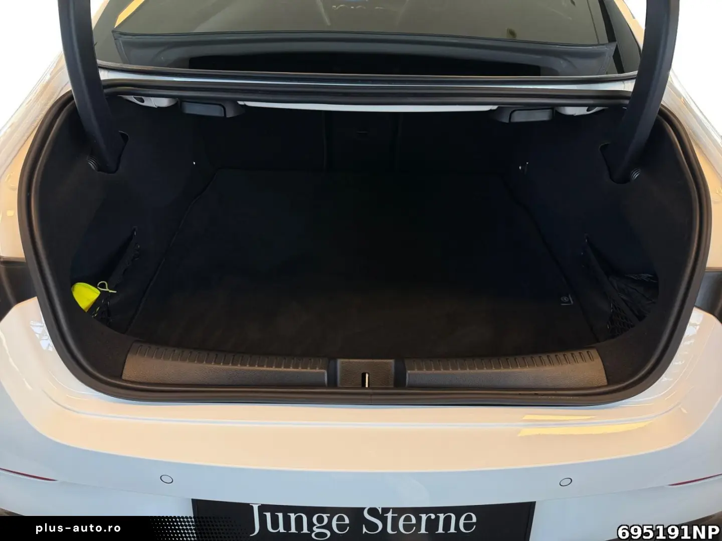 MERCEDES-BENZ CLA 35 AMG 4M  Night Pano BURMESTER