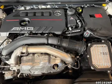 MERCEDES-BENZ CLA 35 AMG 4M  Night Pano BURMESTER