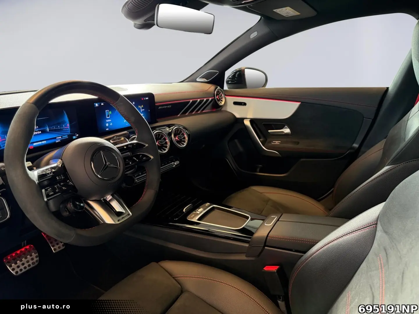 MERCEDES-BENZ CLA 35 AMG 4M  Night Pano BURMESTER