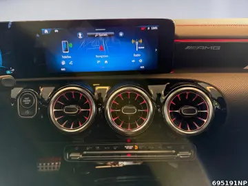 MERCEDES-BENZ CLA 35 AMG 4M  Night Pano BURMESTER