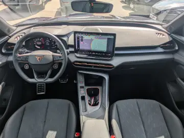 CUPRA Terramar 2.0 TSI 4D VZ HUD MATRIX PANO DCC 20
