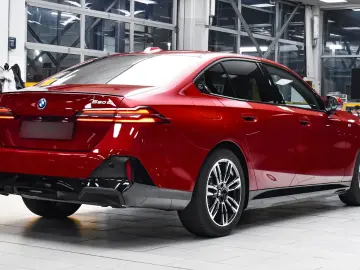 BMW 550e xDrive M Sport Pro PHEV Steptronic