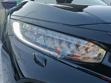 Honda Civic Sport Executive 2018  TVA INCLUS