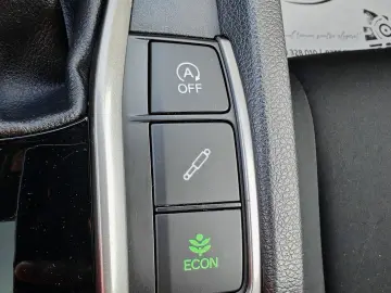 Honda Civic Sport Executive 2018  TVA INCLUS