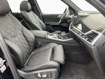 BMW X5 xD 50e M-Sport Pro AHK PANO DAPr ALED HK 22