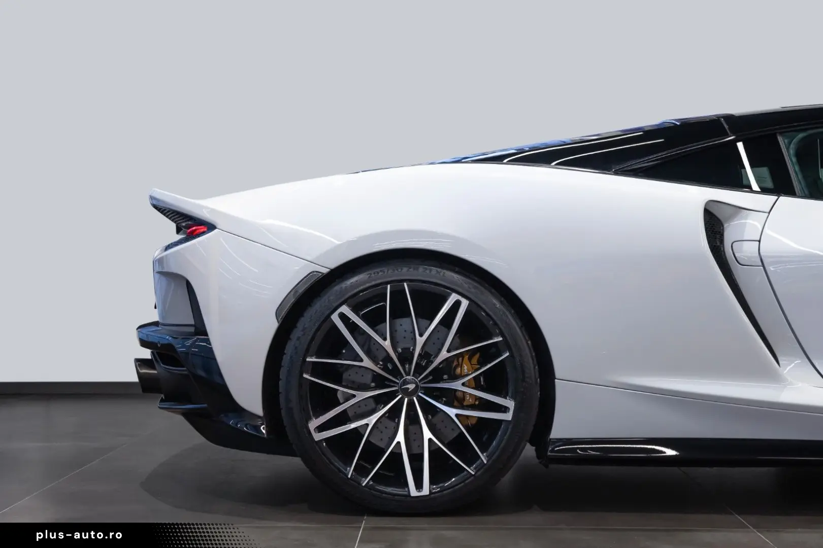 MCLAREN GT - Luxe - MSO Cirrus Grey