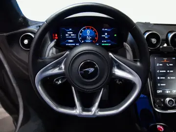 MCLAREN GT - Luxe - MSO Cirrus Grey