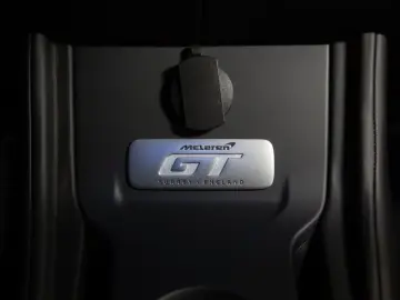MCLAREN GT - Luxe - MSO Cirrus Grey