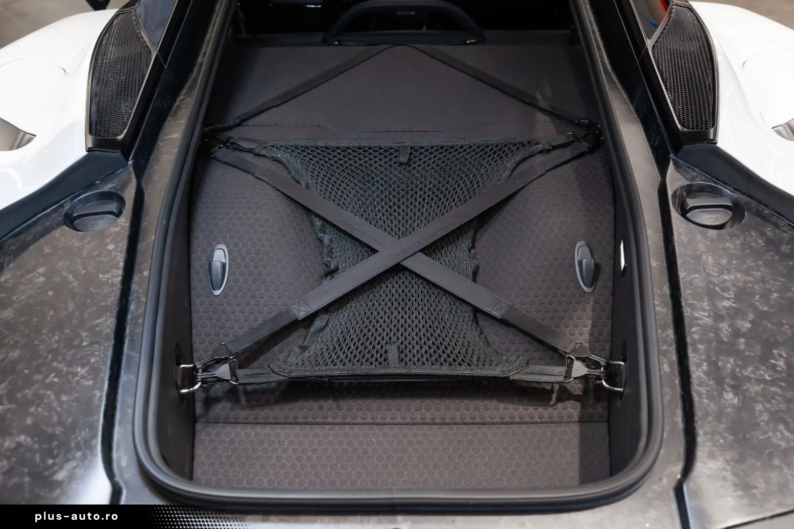 MCLAREN GT - Luxe - MSO Cirrus Grey