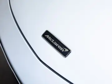 MCLAREN GT - Luxe - MSO Cirrus Grey