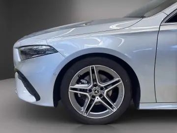 MERCEDES-BENZ A 180 Limousine AMG