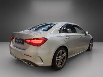 MERCEDES-BENZ A 180 Limousine AMG