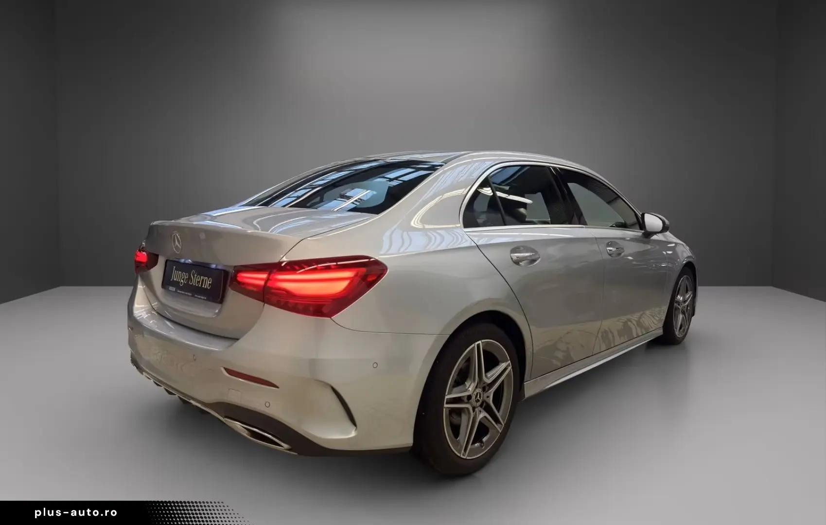 MERCEDES-BENZ A 180 Limousine AMG