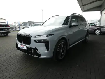 BMW X7 xDrive 40 i M Sport Pro Panorama Head-Up