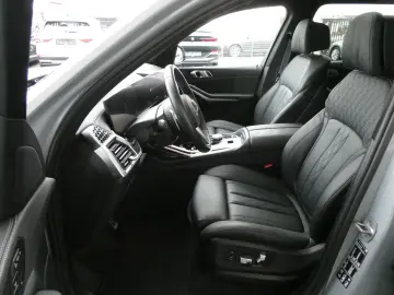 BMW X7 xDrive 40 i M Sport Pro Panorama Head-Up