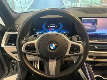 BMW X7 xDrive 40d M Sportpaket HUD StandHZG Pano Nav