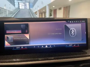 BMW X7 xDrive 40d M Sportpaket HUD StandHZG Pano Nav