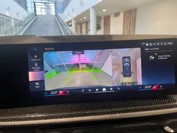 BMW X7 xDrive 40d M Sportpaket HUD StandHZG Pano Nav