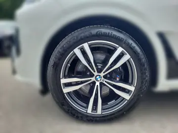 BMW X7 xDrive40d M SPORT 6-Sitzigkeit Standhzg SoftC