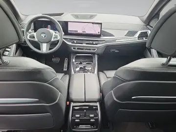 BMW X7 xDrive40d M SPORT 6-Sitzigkeit Standhzg SoftC