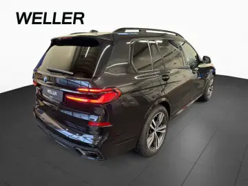 BMW X7 xDr40d M SPORT PRO ExDrive StHz Aktiv AHK Sky