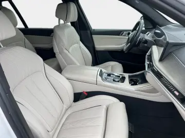 BMW X7 M60i xDrive M Sport Pro ACC Pano 6-Sitzer