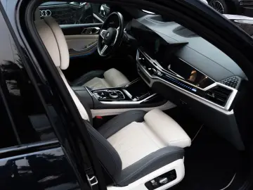 BMW X7 M60i EX.DRIVE PRO.SOFTCL.LUFTF.360 .AHK.5 100
