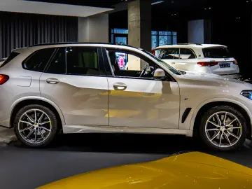 BMW X5 40i xDrive M Sport 7 Locuri