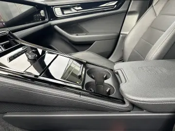 PORSCHE Panamera 4 E-Hybrid 21 8kWh PDK