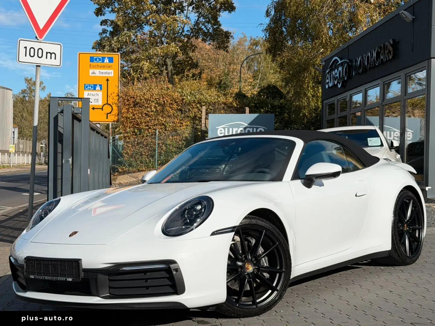 PORSCHE 911 Carrera Cabriolet Aut. 1 Hand Approved 02 28