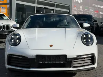 PORSCHE 911 Carrera Cabriolet Aut. 1 Hand Approved 02 28