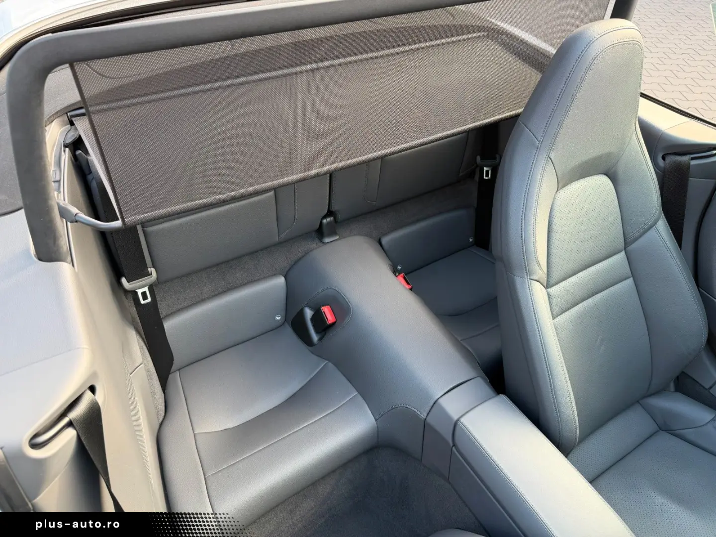 PORSCHE 911 Carrera Cabriolet Aut. 1 Hand Approved 02 28