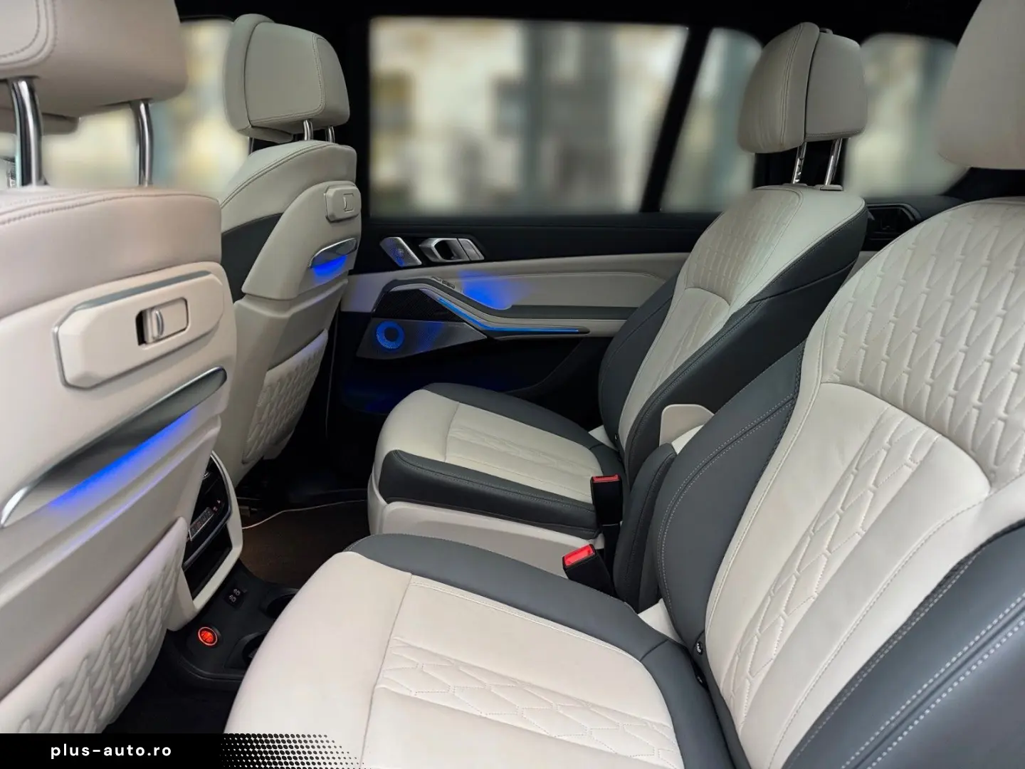 BMW X7 M60i M-Sport Pro Skylounge B&W VOLL!!!