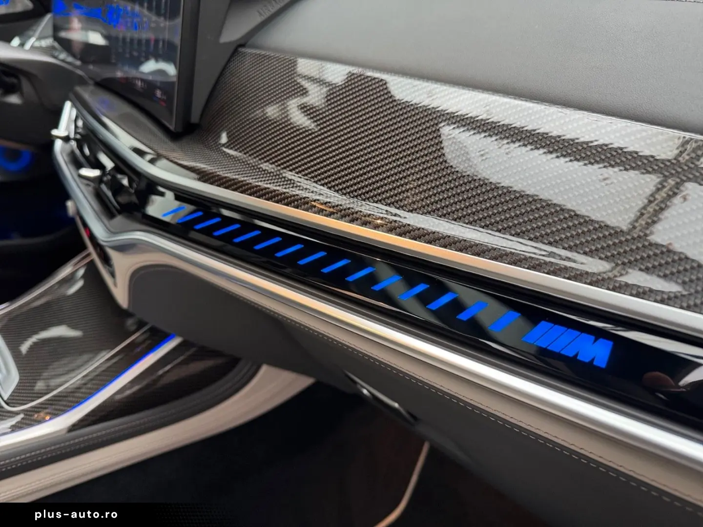 BMW X7 M60i M-Sport Pro Skylounge B&W VOLL!!!