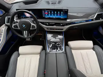 BMW X7 M60i M-Sport Pro Skylounge B&W VOLL!!!