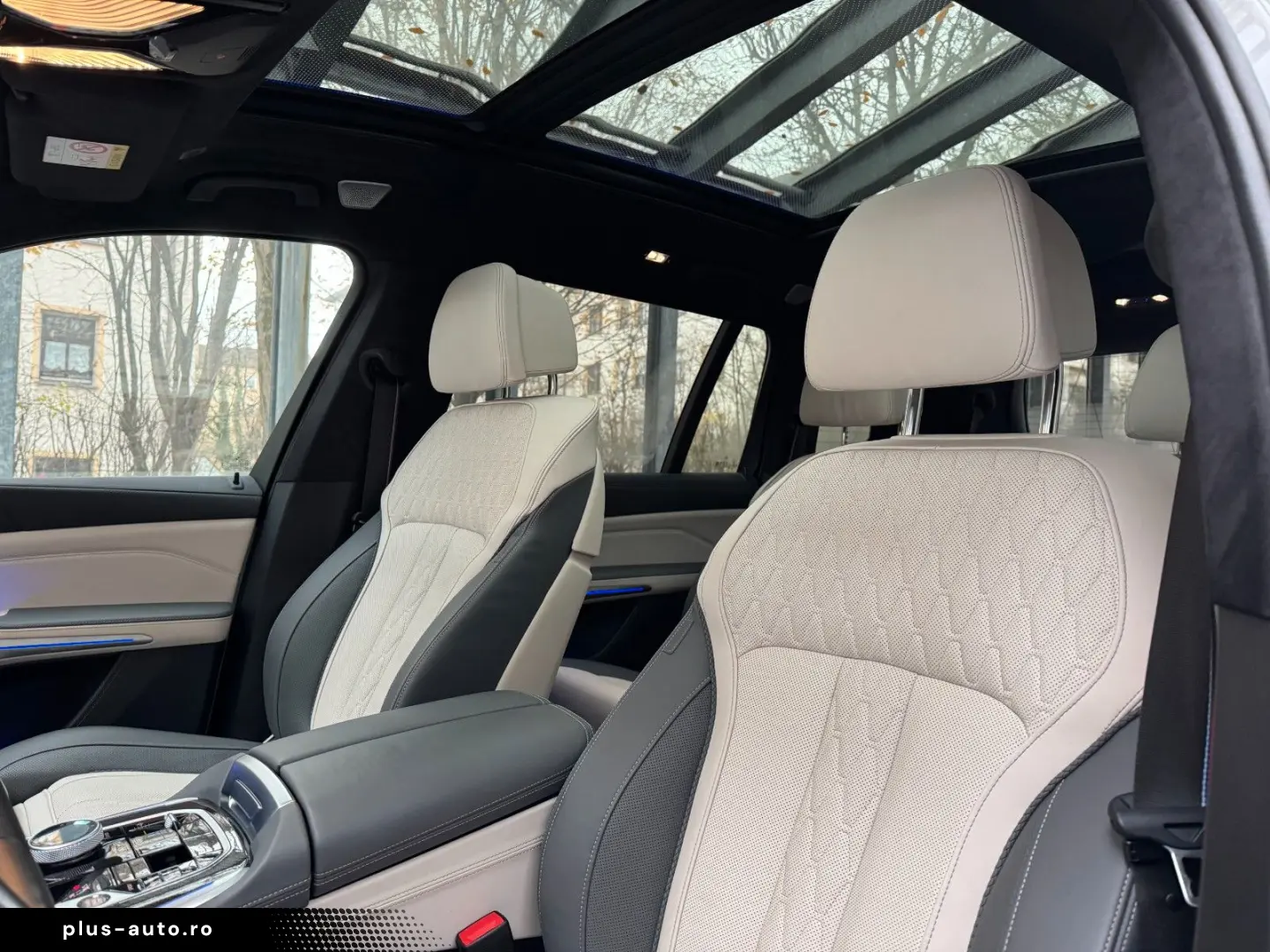 BMW X7 M60i M-Sport Pro Skylounge B&W VOLL!!!