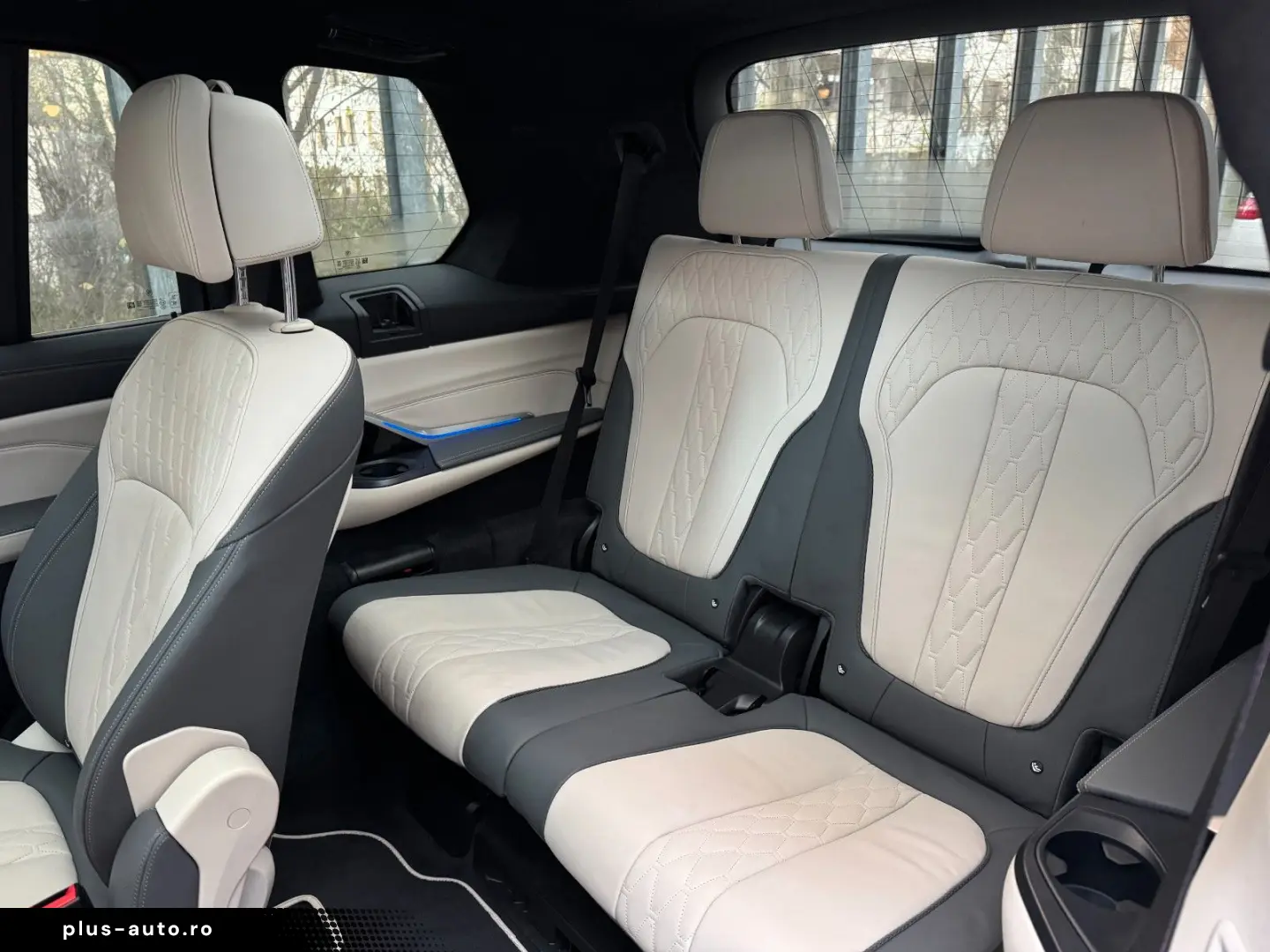 BMW X7 M60i M-Sport Pro Skylounge B&W VOLL!!!