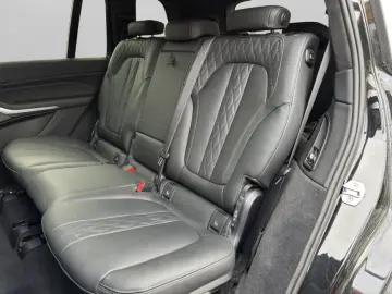BMW X7 M60i xDrive M Sport Pro Standhzg. Sky Lounge