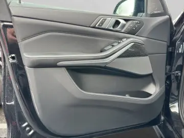 BMW X7 M60i xDrive M Sport Pro Standhzg. Sky Lounge