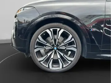 BMW X7 M60i xDrive M Sport Pro Standhzg. Sky Lounge