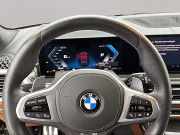 BMW X7 M60i xDrive M Sport Standheizung Massage
