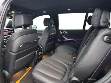 BMW X7 M60i Individual Massage Sky Lounge NP 172.900