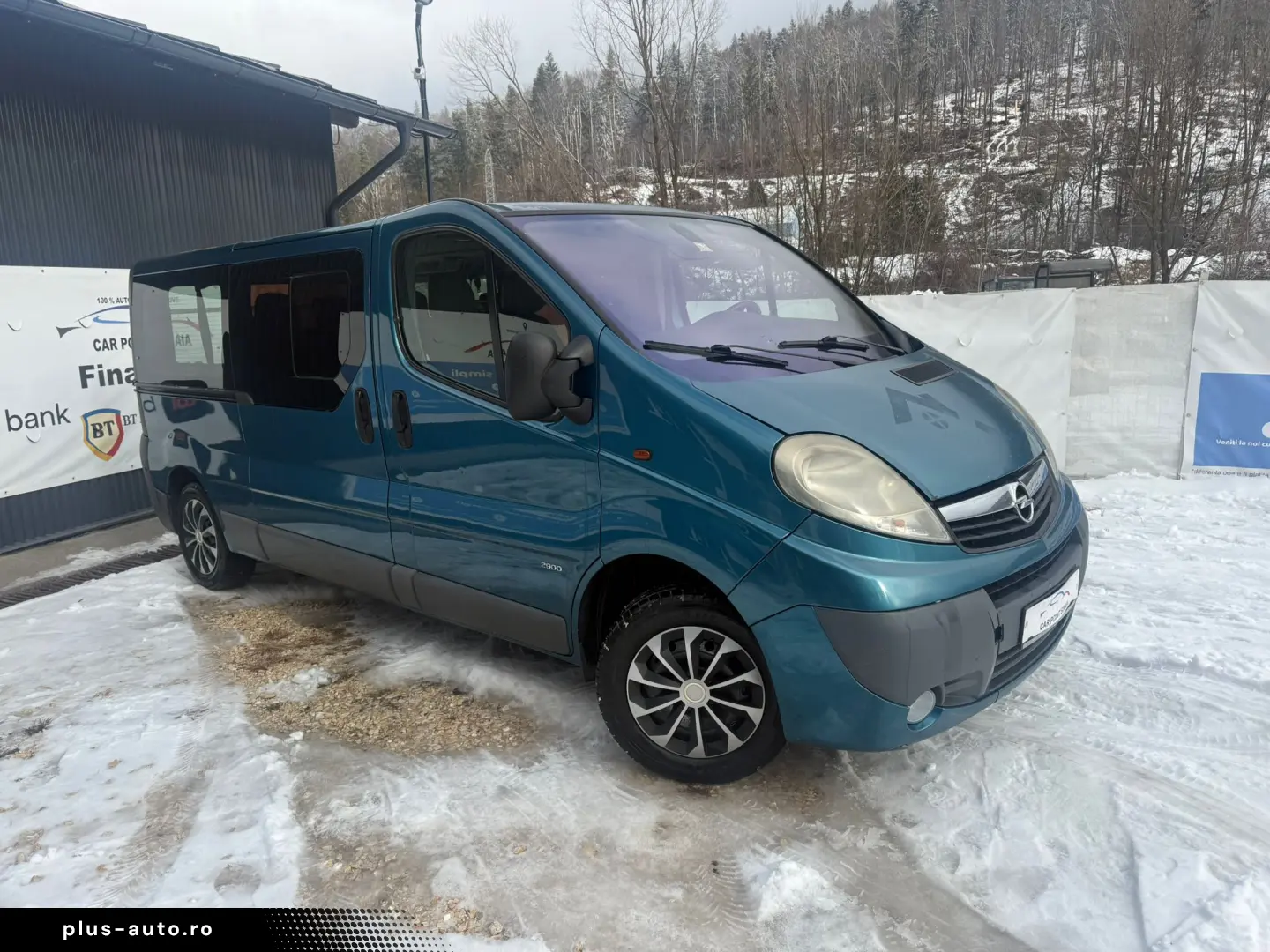 Opel Vivaro 2011 8 1 2.0D 110cp Inm Ro Euro5