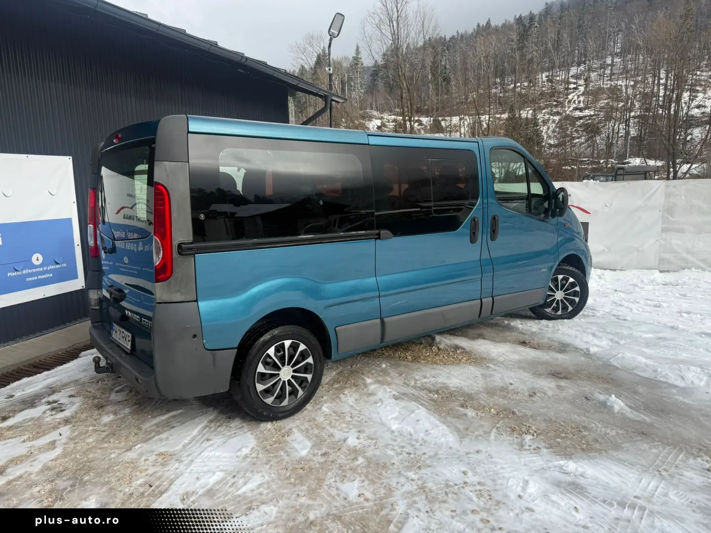Opel Vivaro 2011 8 1 2.0D 110cp Inm Ro Euro5