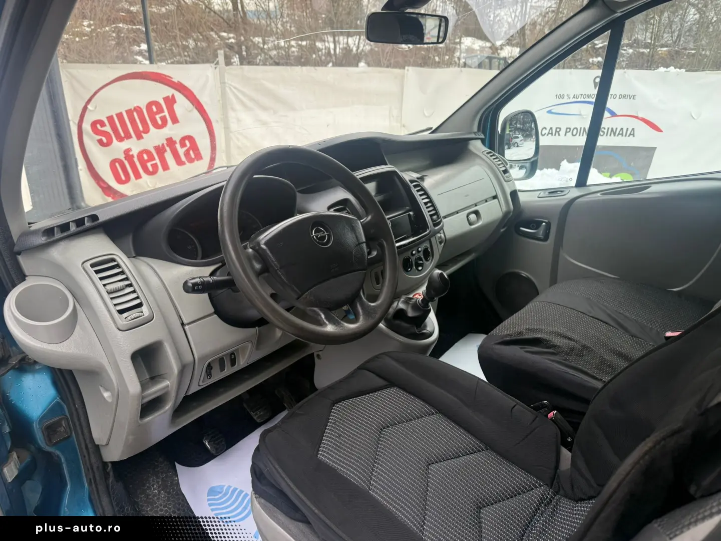 Opel Vivaro 2011 8 1 2.0D 110cp Inm Ro Euro5