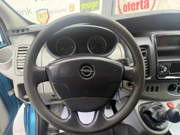 Opel Vivaro 2011 8 1 2.0D 110cp Inm Ro Euro5